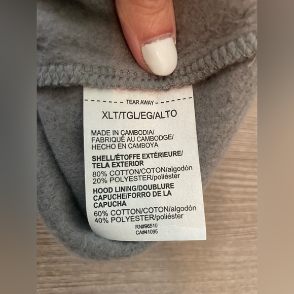 NWOT Under Armour Men’s Hoodie size XLT - Picture 11 of 11